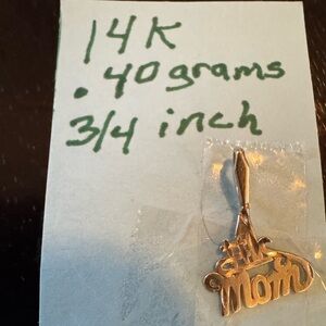 Gold 'Mom' Pendant 14k